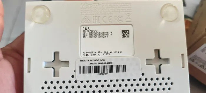 Roteador Mikrotik hEX RB750Gr3 - Novo na Caixa / Gigabit com Firewall