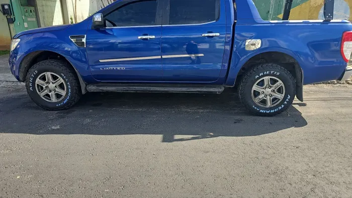Ford Ranger Limited 2.5 16V 4X2 CD Flex 2013