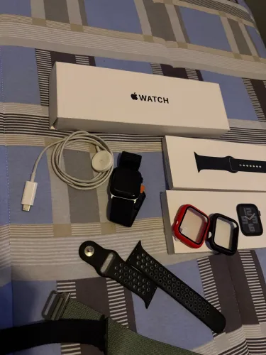 Apple Watch SE 2 44m preto 