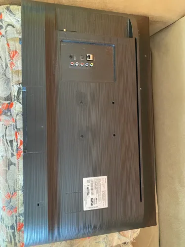 TV 32 samsung Smart tv C/ TELA QUEBRADA