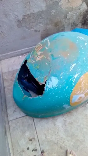 Orelhão casco e aparelho