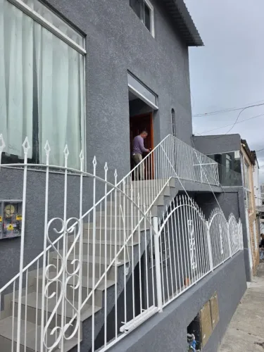 Alugo na rua México, em Barreiros, São José, apartamento de 1 quarto