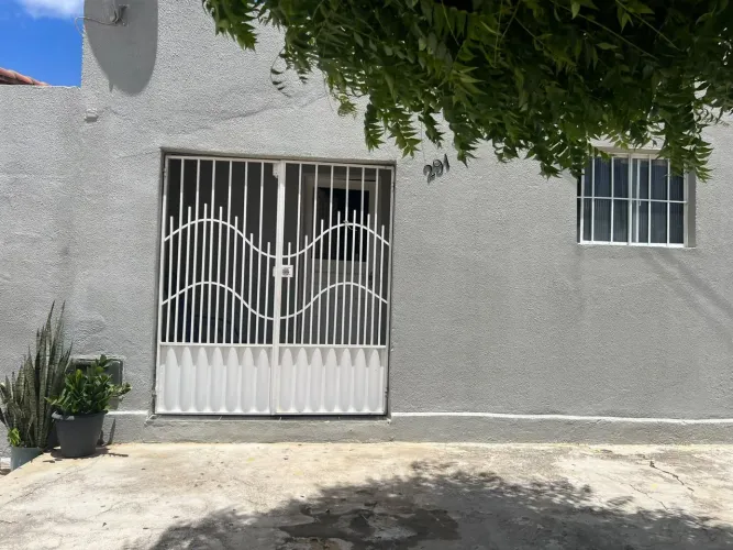 Vendo uma casa no bairro.. Vicente alves