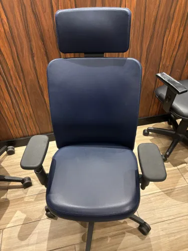VENDO CADEIRAS USADAS