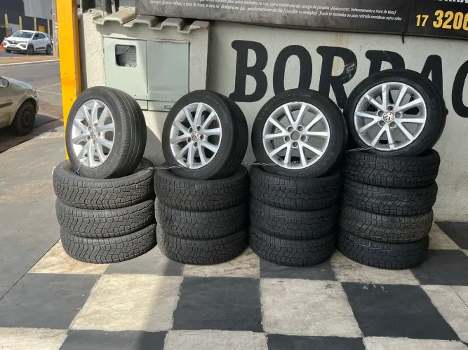Jogo de roda aro 16 do Jetta Golf 5 furos