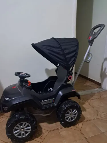 Carrinho/ jipe