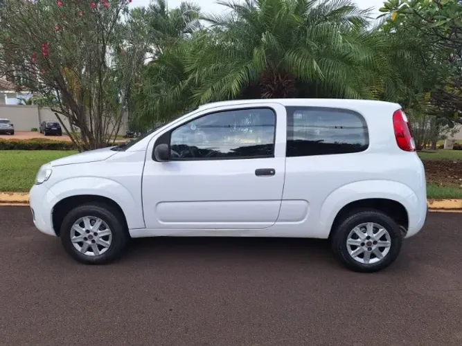 Fiat Uno Vivace 1.0 EVO Fire Flex 8V 3P 2015