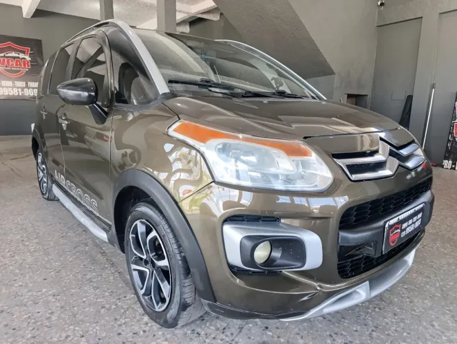 Citroen Aircross GLX 1.6 Flex 16V 5P Mec. 2011