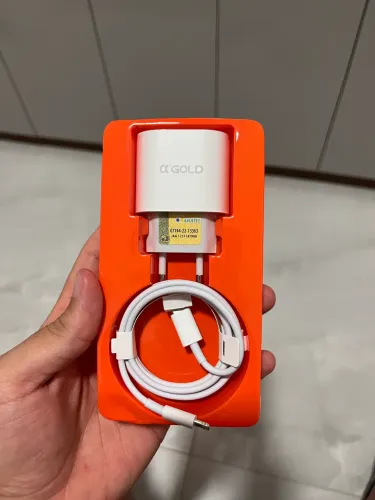 Carregador de iPhone agold original