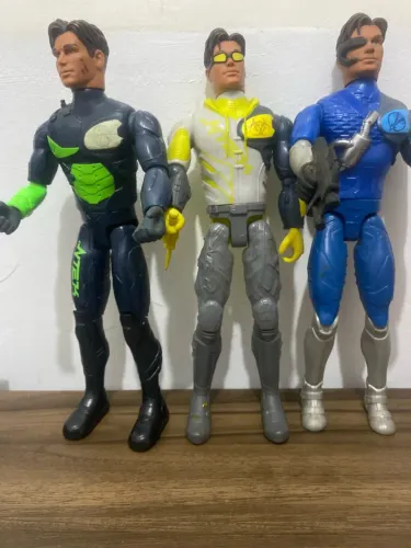 3 Max Steel