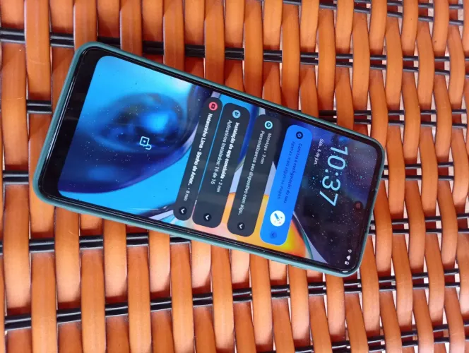 Celular moto g22