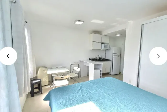 Vendo Studio novo, 14° andar, (apto 1401), 23 m2, sol da manhã com vista livre.