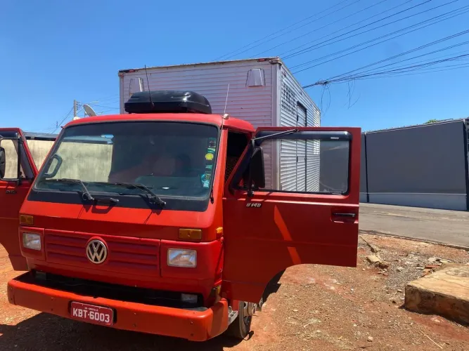 Caminhão VW 8-140 - ANO 1996