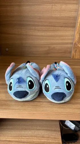 Pantufa Stitch - Zona Criativa - Tam M