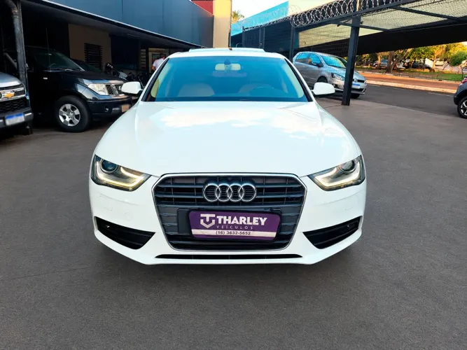 Audi A4 2.0 Avant Ambie. 2.0 16V TFSI S Tron. 2014