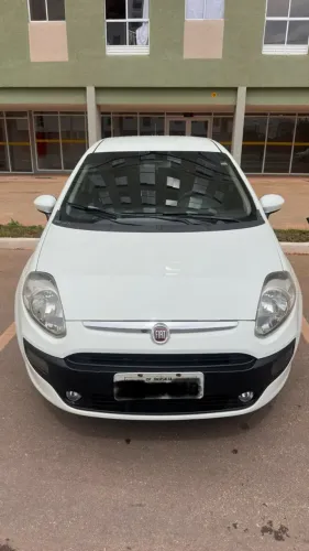 Fiat Punto Attractive 1.4 Fire Flex 8V 5P 2013
