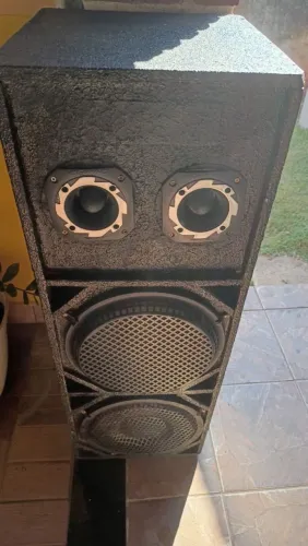 Caixa acústica