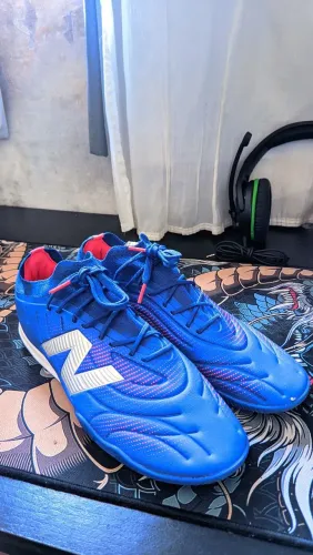 Chuteira futsal TEKELA New Balance original - USADA (Estado de novo)