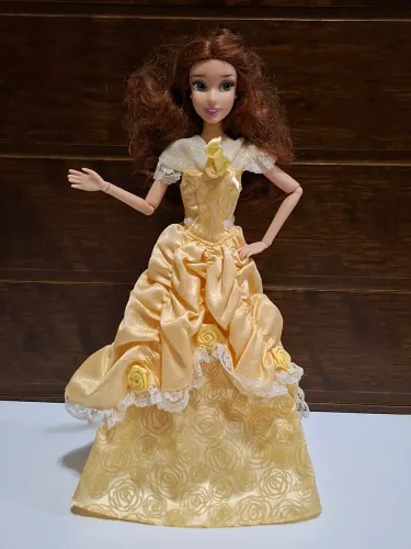 Boneca Princesa Bela Disney Parks