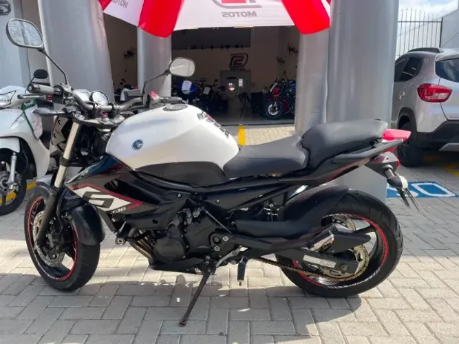 XJ6 2015 ZERADA