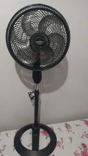 Vendo esse ventilador
