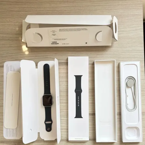 Apple Watch Series 8 (45mm) GPS | Completo + 4 Pulseiras (Leia o Anúncio)