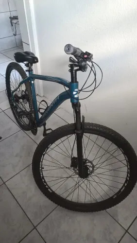 Bike Bicicleta SEVENTH - ARO 29 - Shimano - Freio Hidráulico