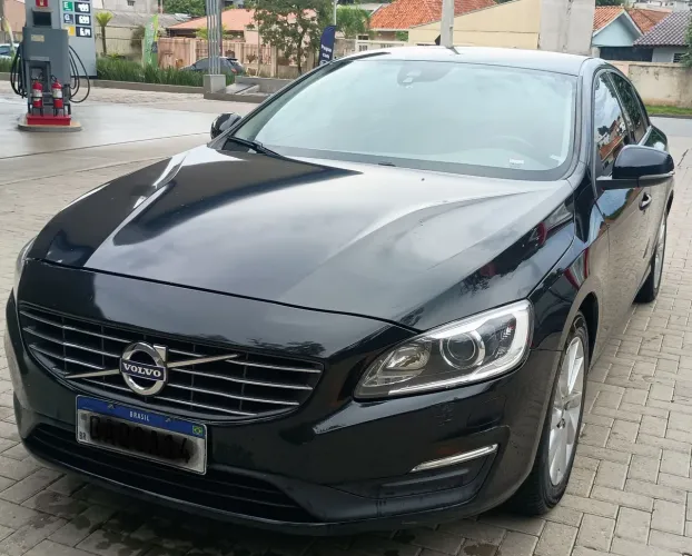 Volvo S60 T-4 Kinetic 2.0 190cv 4P 2017