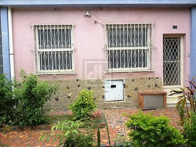 CONDOMÍNIO FECHADO! DUPLEX, 3 QUARTOS, COPA-COZINHA, DEPENDENCIAS, TERRAÇO, VAGA NO CONDOM