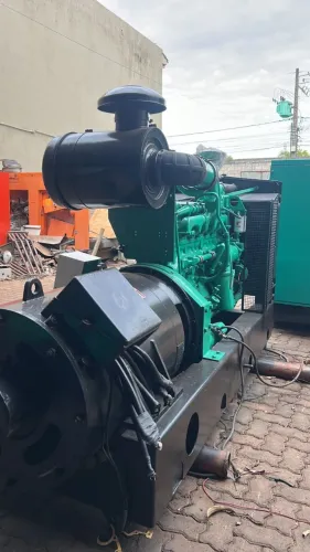 VENDO GRUPO GERADOR DE ENERGIA CUMMINS DE 250 KVA