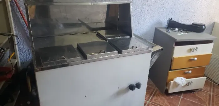 Vendo carrinho de cachorro quente