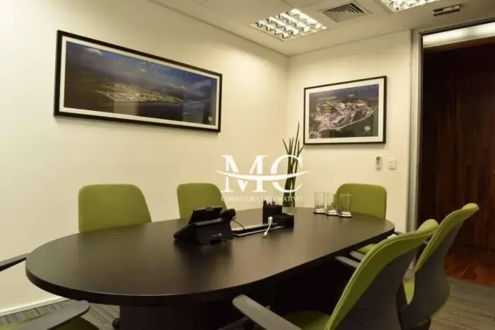 SALA MOBILIADA PINHEROS