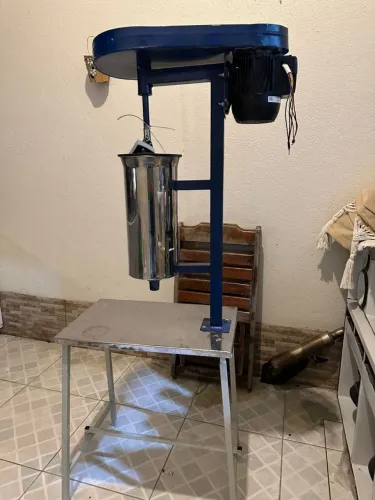Maquina de bater açaí (100% nova, nunca usada)