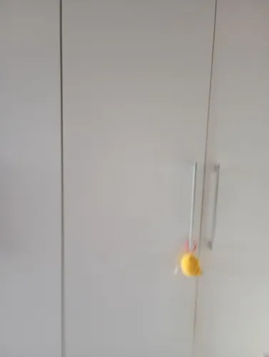 Guarda roupa de 5portas ..4 gavetas usado com uma gaveta quebrada