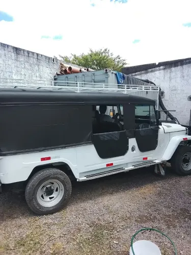 Toyota Band.Jipe Cap.de Aço Chas. Curto Diesel 1993