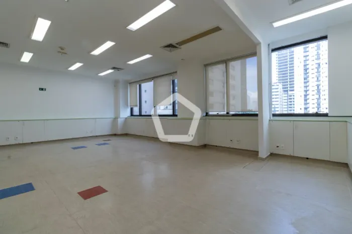 Conjunto comercial para venda em Moema, 286m²
