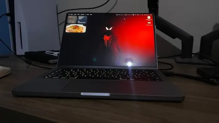 MacBook Pro 14" M1 Pro 16GB 512GB SSD Cinza-espacial - Tela XDR
