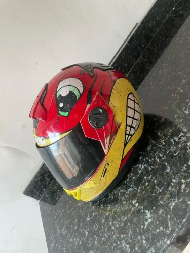 Capacete papa-léguas
