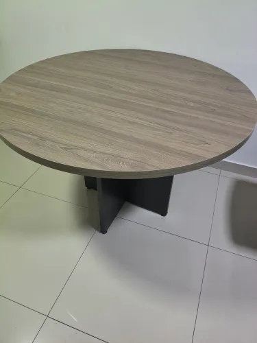 Mesa de escritório redonda