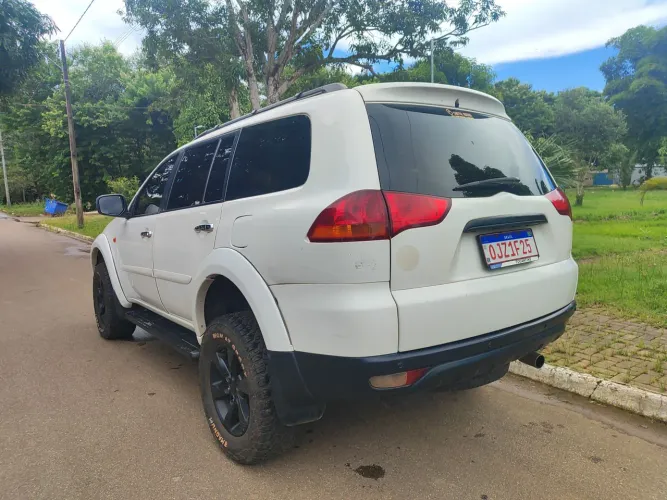 Mitsubishi Pajero Dakar 3.2 4X4 T.i. Dies. 5P Aut. 2013