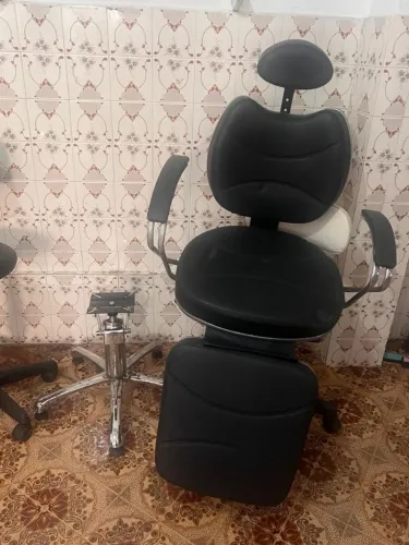 Cadeira reclinável com cadeira auxiliar