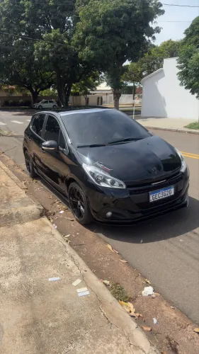 Peugeot 208 GT 1.6 THP Flex 16V 5P Mec. 2017