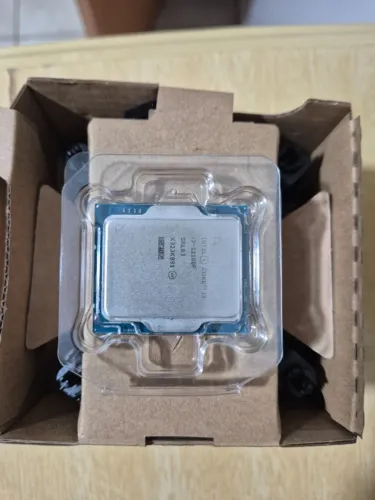 Processador i31200F + 2x8gb DDR4 - Seminovos