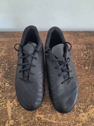 Chuteira Nike Tiempo 10 Club Campo