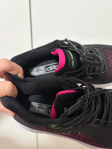 Tênis Olimpikus Original Esportivo Feminino Preto e Rosa