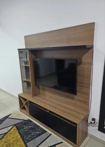 (VENDA RÁPIDA, FAÇA SUA OFERTA) Painel Home para TV Cristaleira e Adega (1,60m) ? Perfeito