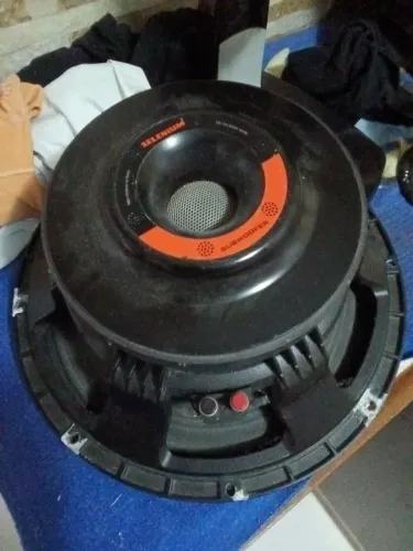 Auto falantes