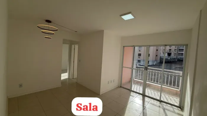 Apartamento 2 quartos em condomínio fechado.