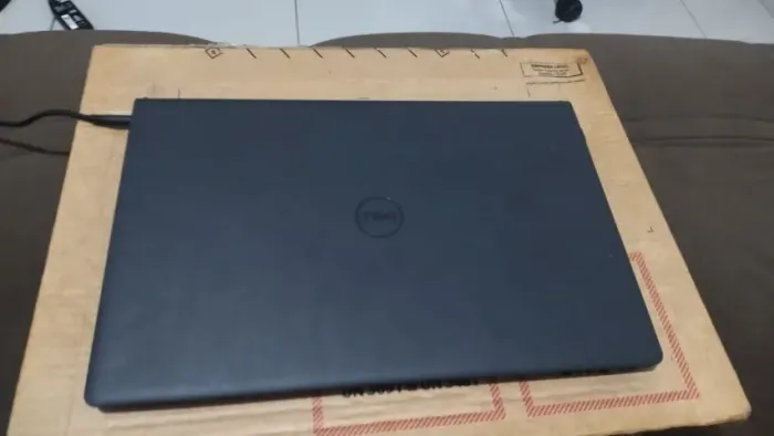 Notebook Dell Inspiron 15 3000 (3511) - Semi-novo R$ 3.500,00 ? Apenas 7 meses de uso