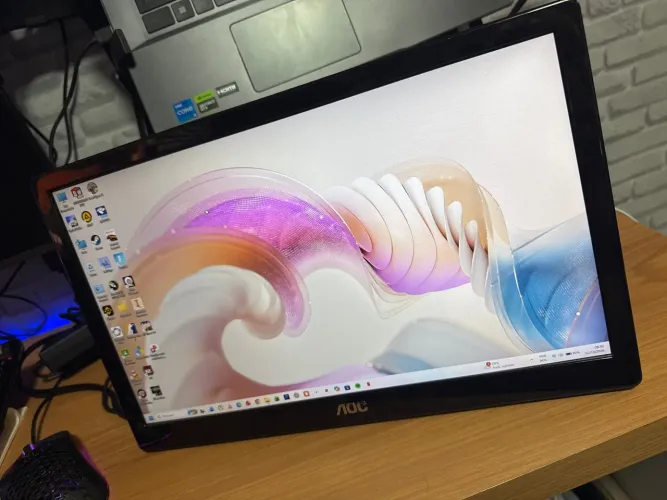 Tela portátil aoc fullhd 15,6 Pol